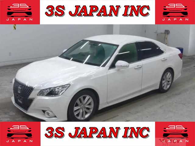 2013 Toyota Crown
