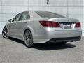 2013 Toyota Crown Athlete Series