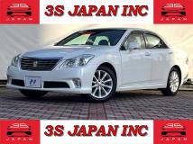 2011 Toyota Crown