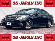 2011 Toyota Crown
