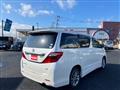 2011 Toyota Alphard