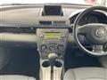 2004 Mazda Demio