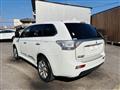 2013 Mitsubishi OUTLANDER PHEV