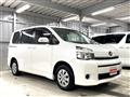 2013 Toyota Voxy