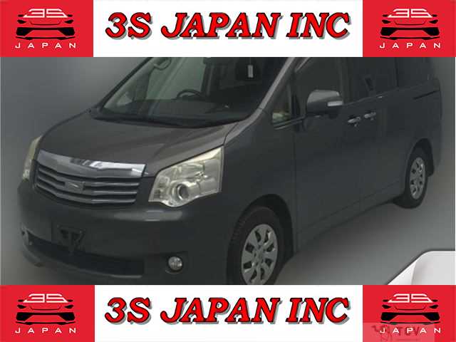 2013 Toyota Noah