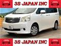 2011 Toyota Noah