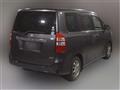 2013 Toyota Noah
