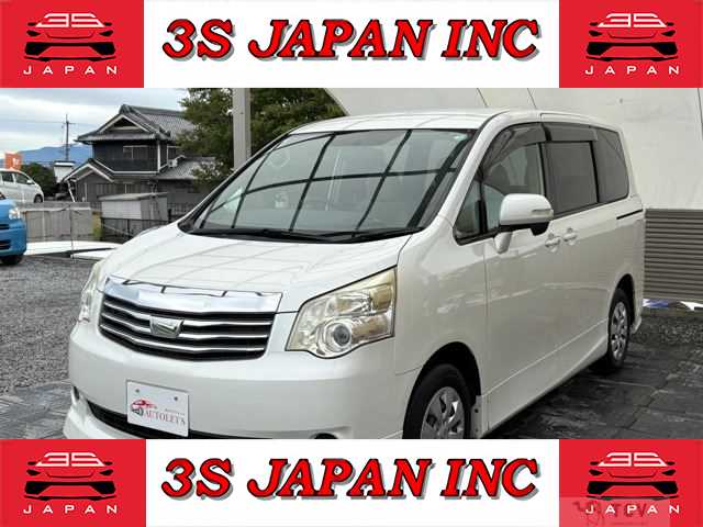 2010 Toyota Noah