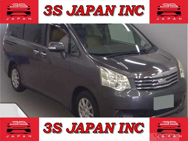 2012 Toyota Noah