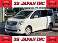 2013 Toyota Noah