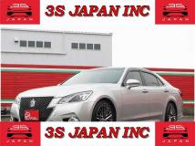 2013 Toyota Crown