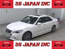 2013 Toyota Crown