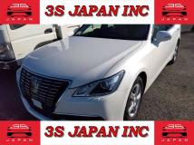 2014 Toyota Crown