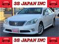 2011 Toyota Crown Royal Series