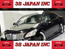 2010 Toyota Crown Royal Series