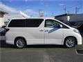 2010 Toyota Alphard