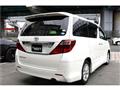 2011 Toyota Alphard