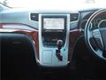 2011 Toyota Vellfire
