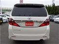 2012 Toyota Alphard