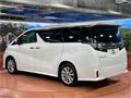 2015 Toyota Vellfire