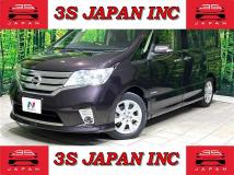 2013 Nissan Serena