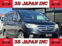 2013 Nissan Serena
