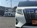 2015 Toyota Alphard Hybrid