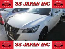 2015 Toyota Crown Hybrid