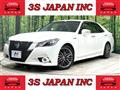 2013 Toyota Crown Hybrid