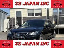 2016 Toyota Crown Hybrid