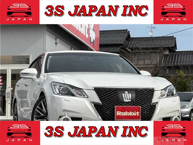 2014 Toyota Crown Hybrid