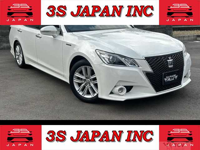 2013 Toyota Crown Athlete Series