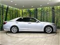 2014 Toyota Crown Hybrid