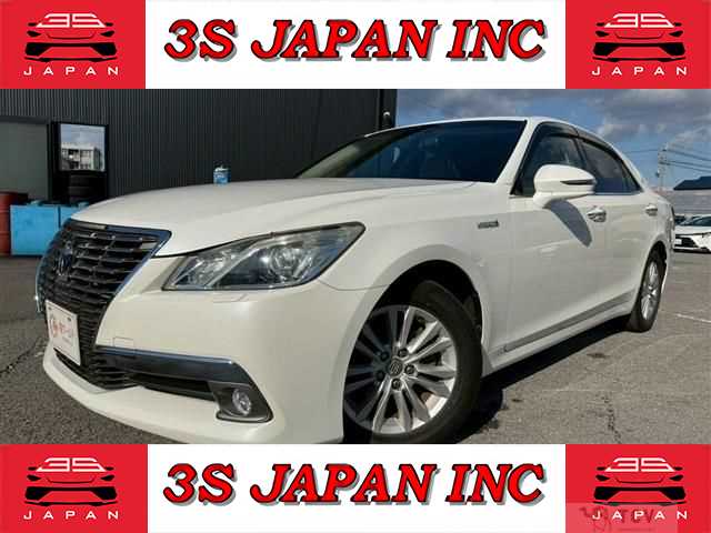 2013 Toyota Crown Royal Series