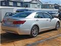 2013 Toyota Crown Hybrid