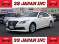 2013 Toyota Crown Hybrid