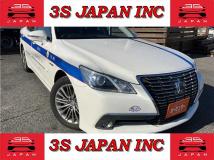 2014 Toyota Crown Hybrid