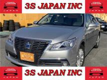 2013 Toyota Crown Royal Series