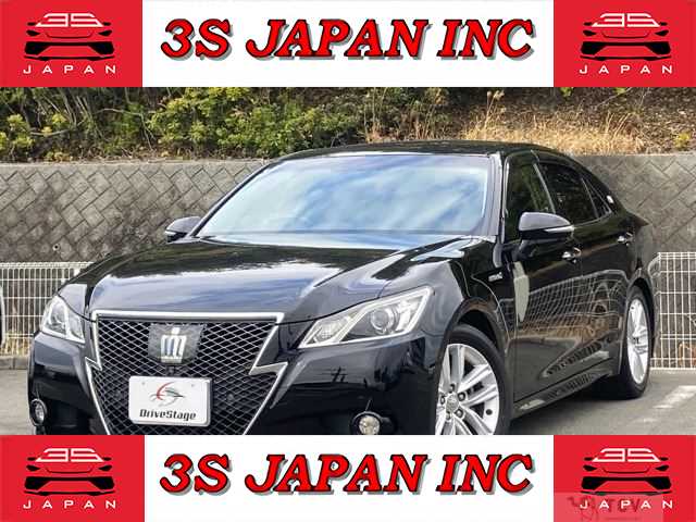 2013 Toyota Crown Athlete Series