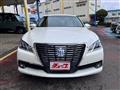 2013 Toyota Crown Hybrid