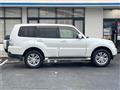 2009 Mitsubishi Pajero