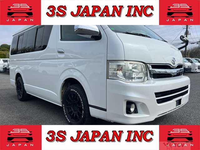 2013 Toyota Hiace