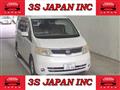 2005 Nissan Serena