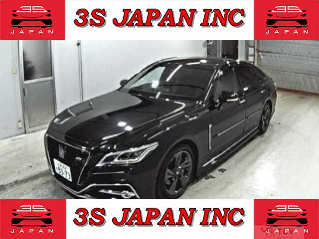 2019 Toyota Crown Hybrid