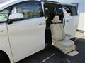 2015 Toyota Alphard Hybrid