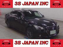 2015 Toyota Crown Hybrid