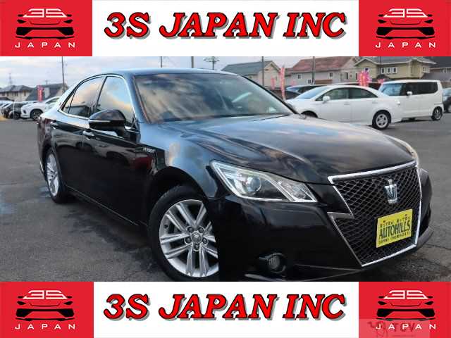 2013 Toyota Crown