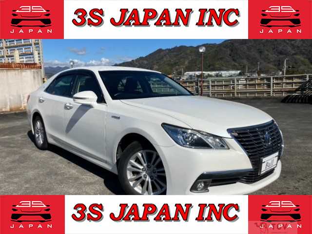 2015 Toyota Crown