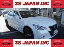 2015 Toyota Crown Hybrid
