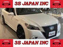 2014 Toyota Crown Hybrid